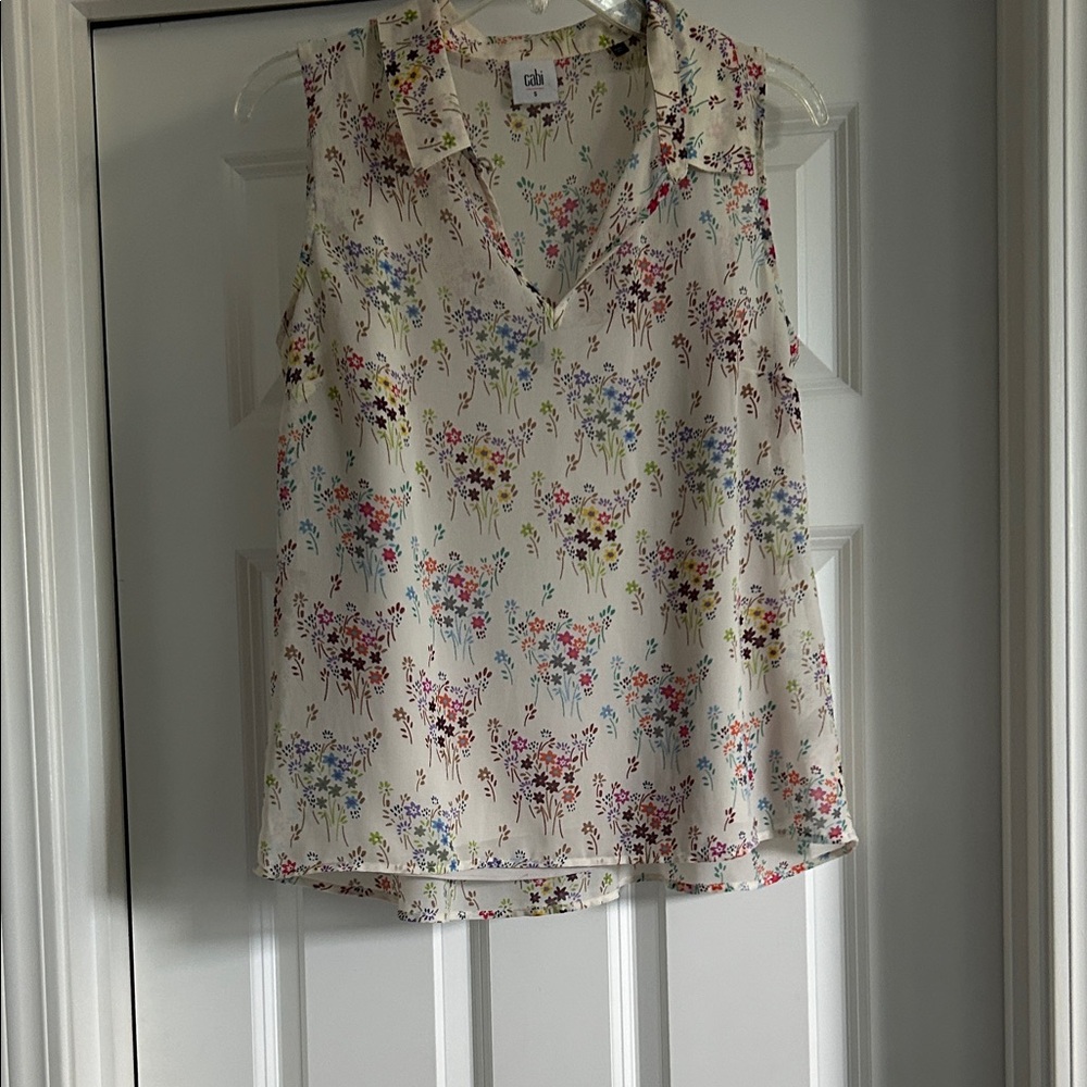 CAbi Floral V-Neck Blouse - Cream Multicolor